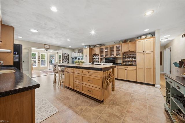 103 Ashley RD, Chesapeake, VA 23322
