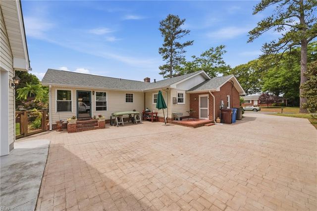 103 Ashley RD, Chesapeake, VA 23322