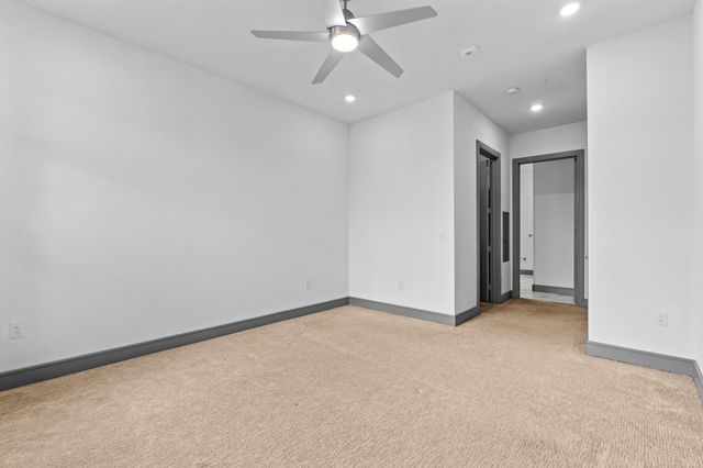 2700 Old Denton Road 2204, Carrollton, TX 75007