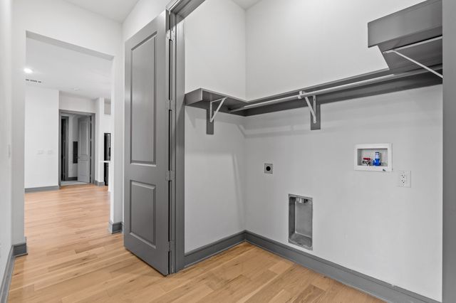 2700 Old Denton Road 2204, Carrollton, TX 75007