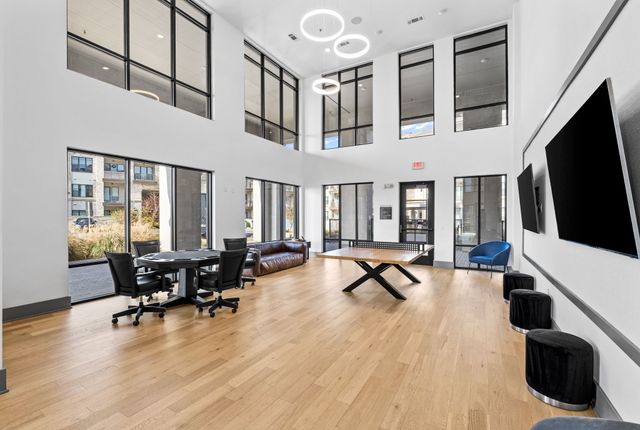 2700 Old Denton Road 2204, Carrollton, TX 75007