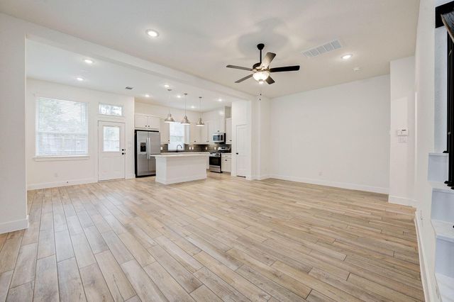 132 Red Cascade Court, Conroe, TX 77318