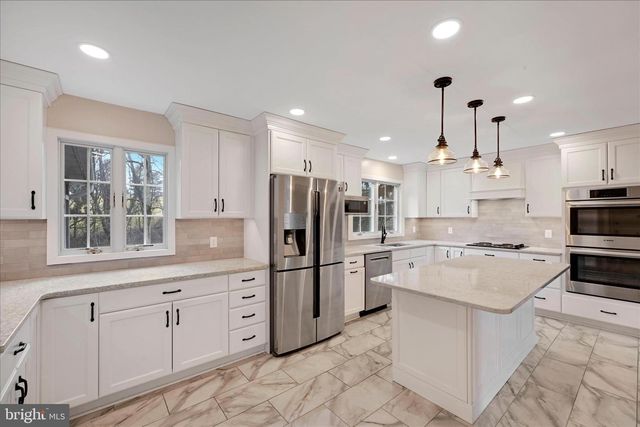 723 FLORENCE CIR, Mechanicsburg, PA 17050