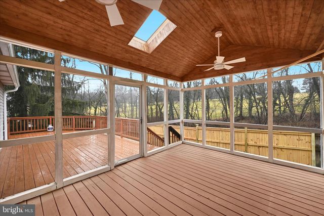 723 FLORENCE CIR, Mechanicsburg, PA 17050