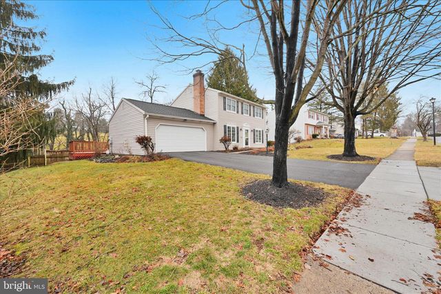 723 FLORENCE CIR, Mechanicsburg, PA 17050