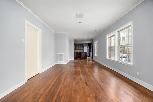 2141 Colquitt Street, Houston, TX 77098
