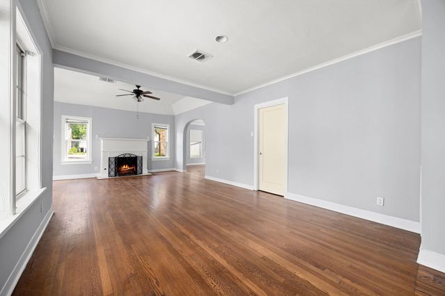 2141 Colquitt Street, Houston, TX 77098