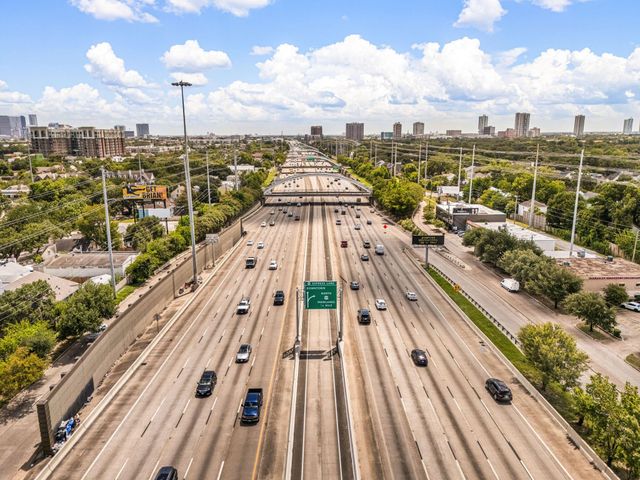 2141 Colquitt Street, Houston, TX 77098