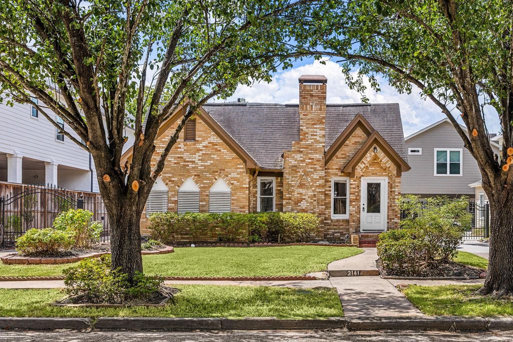 2141 Colquitt Street, Houston, TX 77098