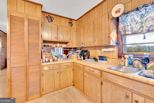 4923 Hawkins Academy Road, Social Circle, GA 30025