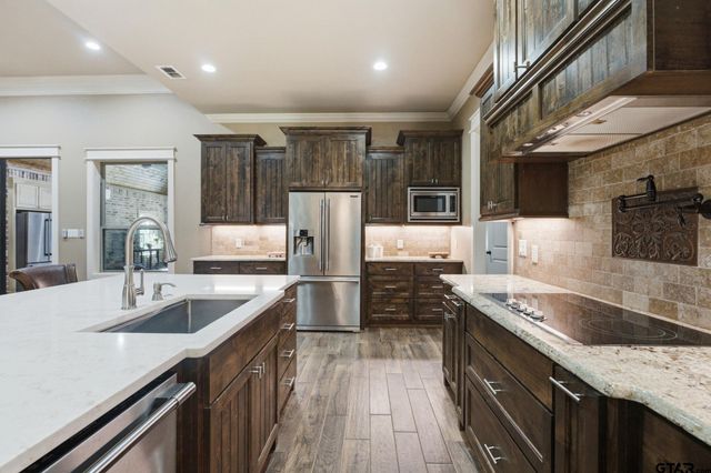 10638 CR 214, Tyler, TX 75707