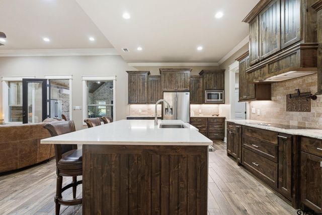 10638 CR 214, Tyler, TX 75707