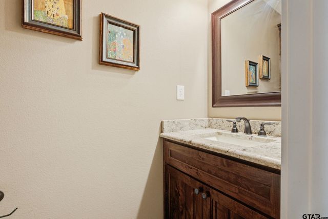 10638 CR 214, Tyler, TX 75707
