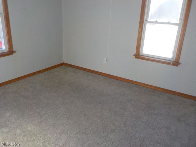 3912 Oak Park Avenue, Cleveland, OH 44109