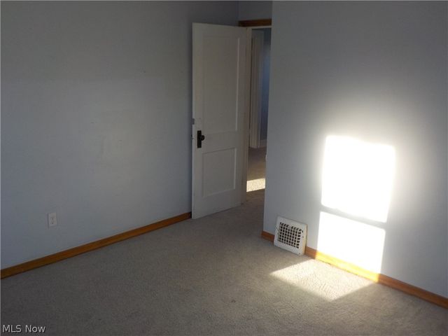 3912 Oak Park Avenue, Cleveland, OH 44109