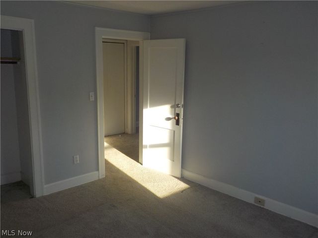 3912 Oak Park Avenue, Cleveland, OH 44109