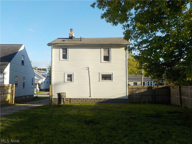 3912 Oak Park Avenue, Cleveland, OH 44109