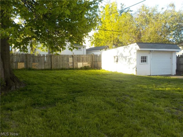 3912 Oak Park Avenue, Cleveland, OH 44109