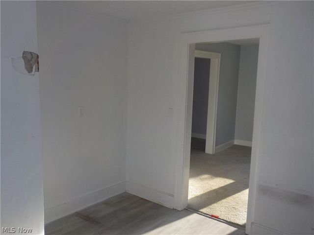 3912 Oak Park Avenue, Cleveland, OH 44109