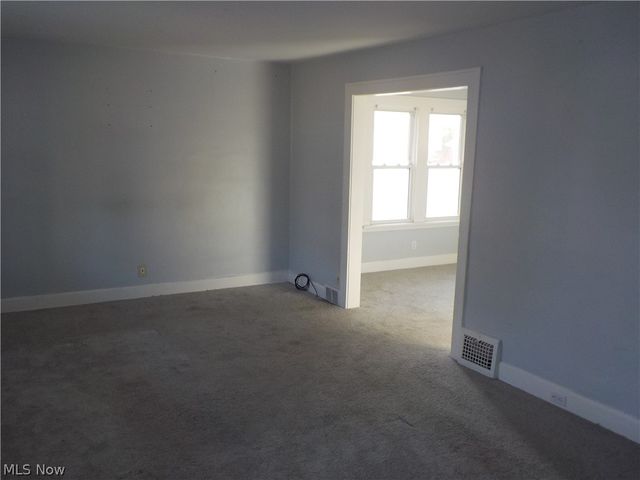 3912 Oak Park Avenue, Cleveland, OH 44109