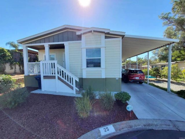 1575 W Valley Parkway 25, Escondido, CA 92025