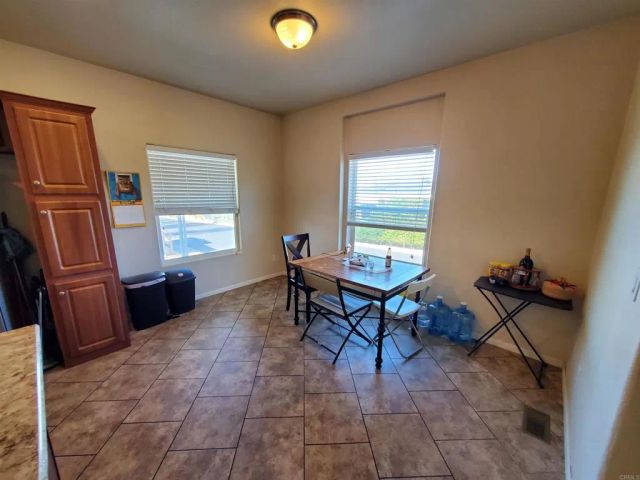 1575 W Valley Parkway 25, Escondido, CA 92025