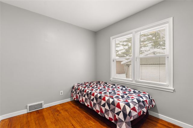 6513 Center Street, Windsor Heights, IA 50324