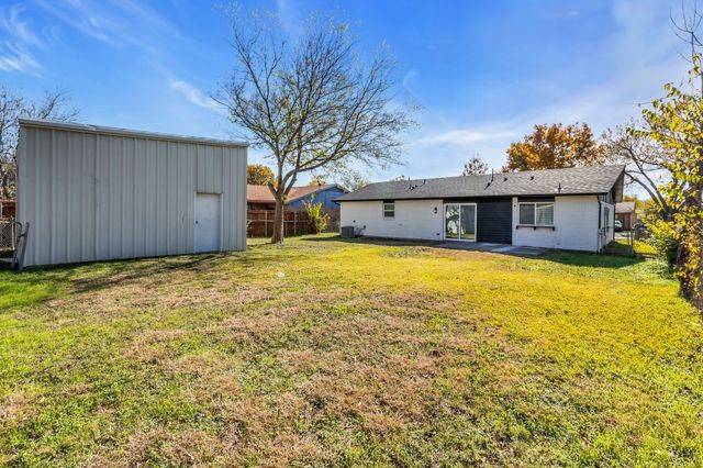817 Northshore Drive, Garland, TX 75040