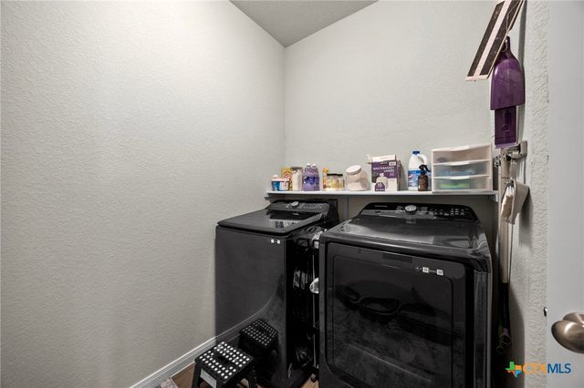 113 Rochester Lane, Hutto, TX 78634