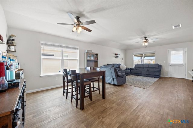 113 Rochester Lane, Hutto, TX 78634
