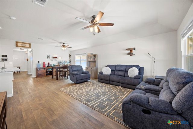 113 Rochester Lane, Hutto, TX 78634