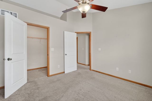 15218 Greenbelt Drive, Urbandale, IA 50323