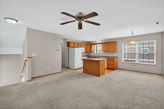 15218 Greenbelt Drive, Urbandale, IA 50323
