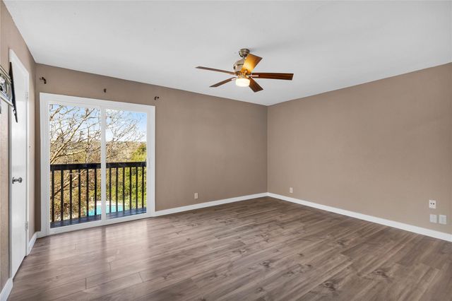 3607 Las Colinas DR B, Austin, TX 78731