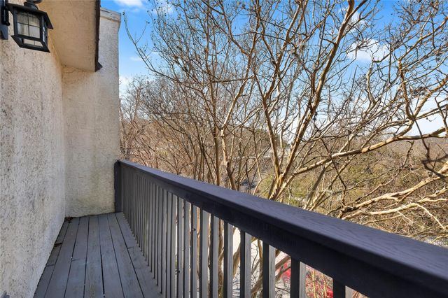 3607 Las Colinas DR B, Austin, TX 78731