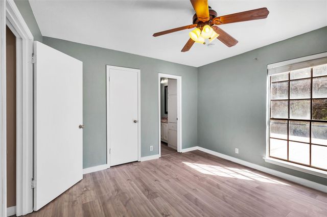 3607 Las Colinas DR B, Austin, TX 78731