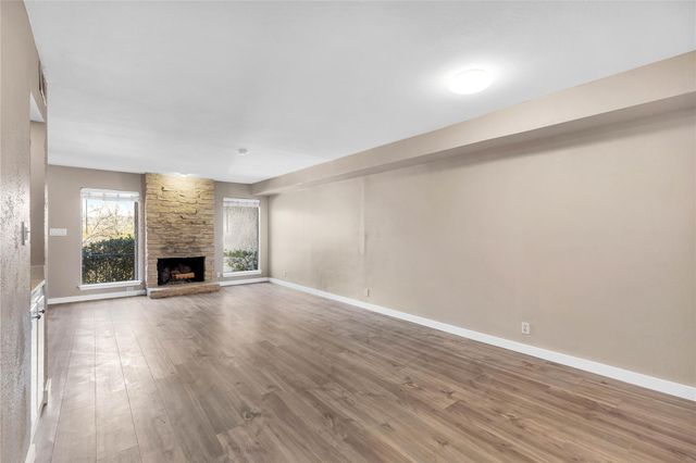 3607 Las Colinas DR B, Austin, TX 78731