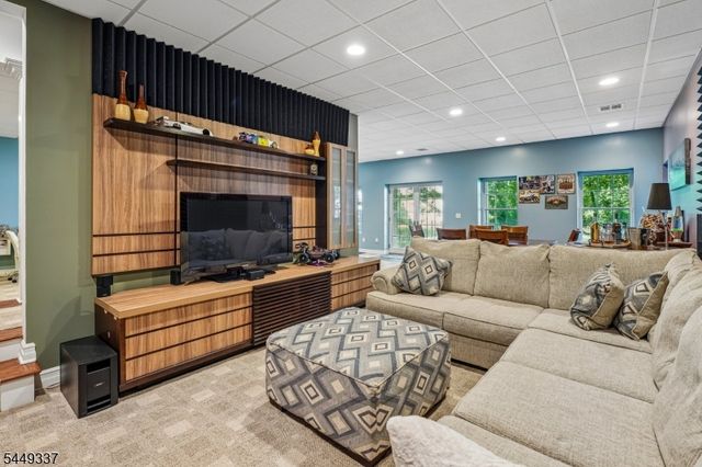 74 Anderson Hill Rd, Bernardsville Boro, NJ 07924