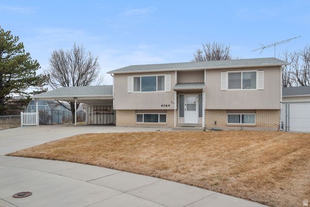 4064 W AQUARIUS CIR, Salt Lake City, UT 84118