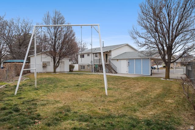 4064 W AQUARIUS CIR, Salt Lake City, UT 84118