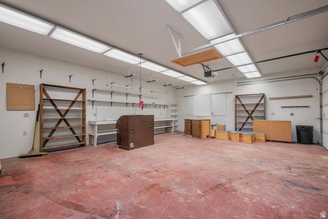 4064 W AQUARIUS CIR, Salt Lake City, UT 84118