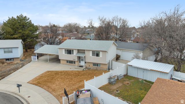 4064 W AQUARIUS CIR, Salt Lake City, UT 84118