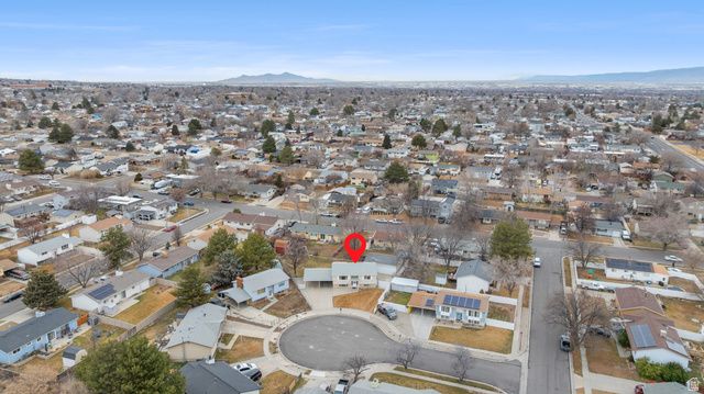 4064 W AQUARIUS CIR, Salt Lake City, UT 84118