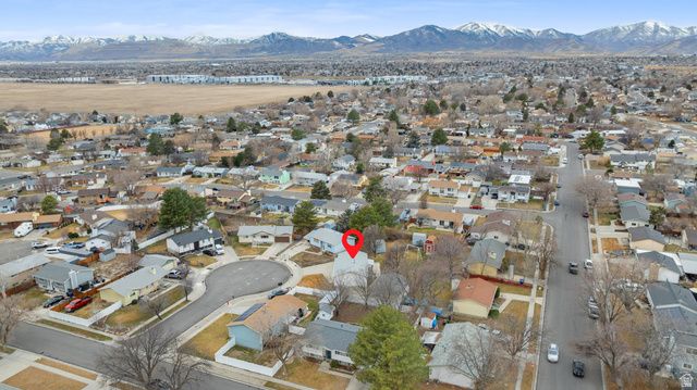 4064 W AQUARIUS CIR, Salt Lake City, UT 84118