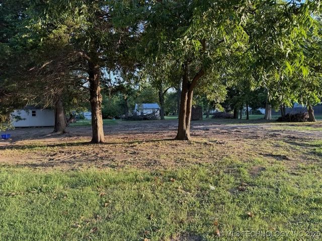 800 E DON TYLER, Dewey, OK 74029