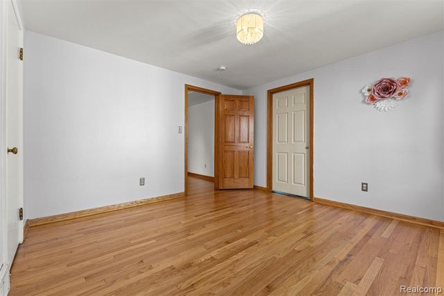 411 S Lafayette Street, Dearborn, MI 48124