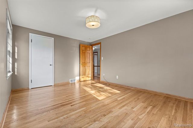 411 S Lafayette Street, Dearborn, MI 48124