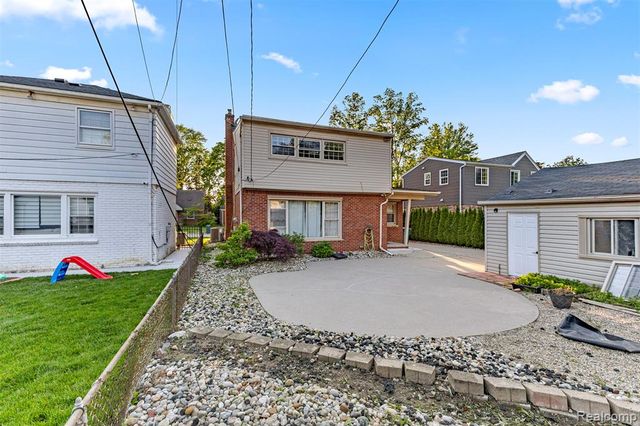 411 S Lafayette Street, Dearborn, MI 48124