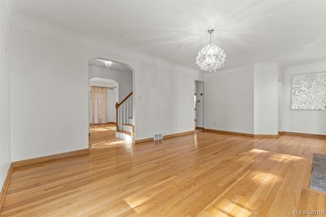 411 S Lafayette Street, Dearborn, MI 48124