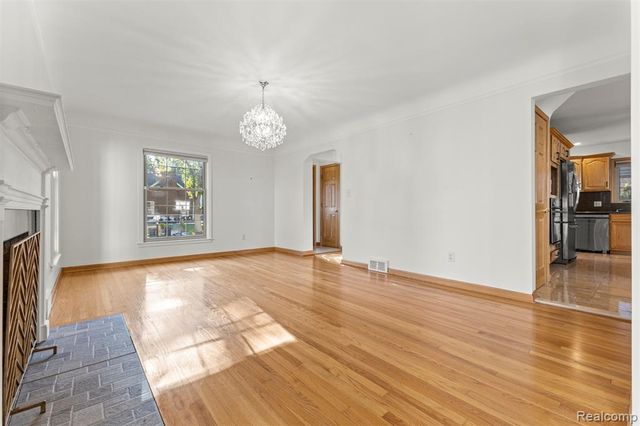 411 S Lafayette Street, Dearborn, MI 48124